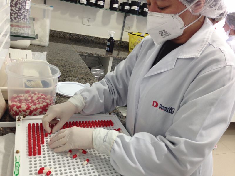 Laboratorio Droga Vet 1