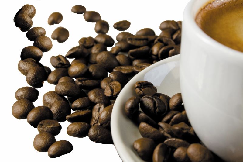 Xicara e graos cafe- ABIC